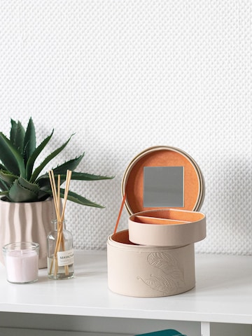 Friedrich23 Jewelry storage 'BOHO Schmuckkästchen rund' in Beige