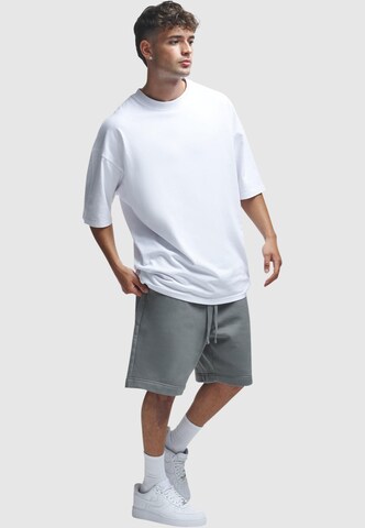 2Y Studios Loose fit Pants in Grey
