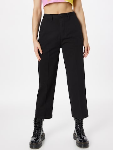 Santa Cruz Regular Chino Pants 'Nolan' in Black: front