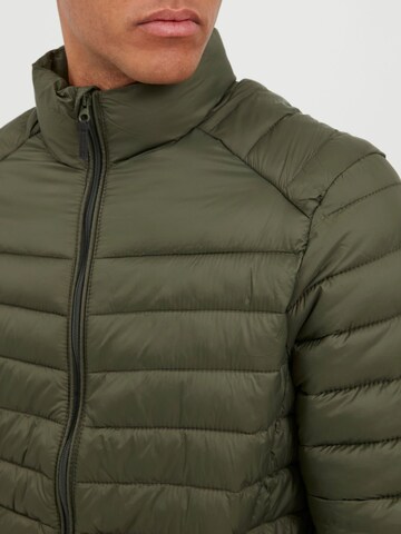 BLEND - Chaqueta de entretiempo 'NILS' en verde