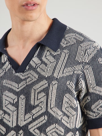 Lyle & Scott Sweater in Grey