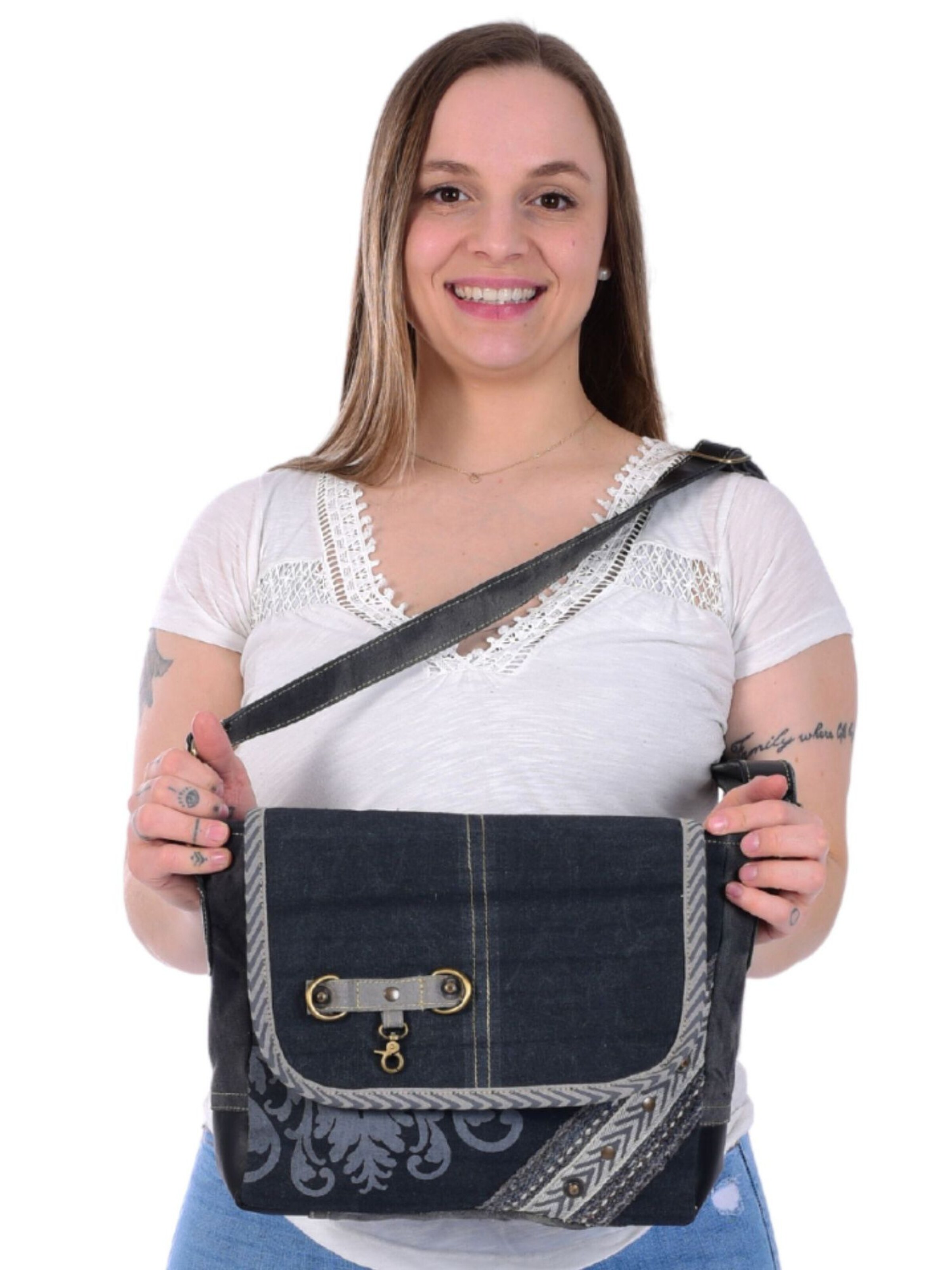 Sunsa Crossbody Bag 'Sunsa' in Black