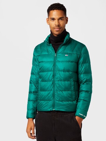 Tommy Jeans Between-Season Jacket in Green: front