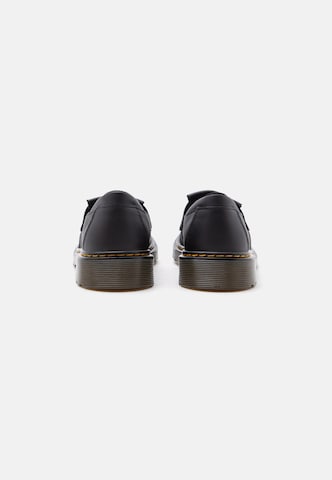 Pantofi 'Adrian' de la Dr. Martens pe negru