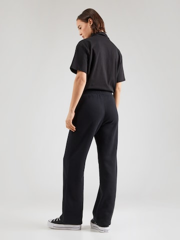 Abercrombie & Fitch Loosefit Kalhoty – černá