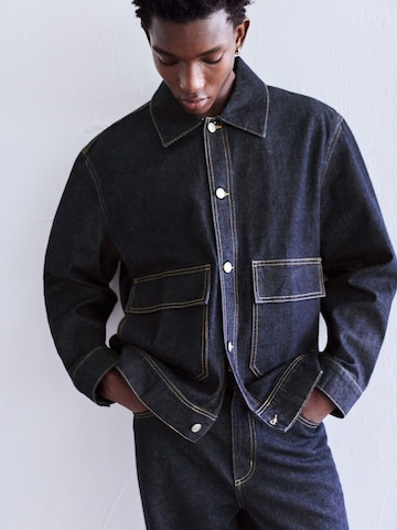 Pull&Bear Tussenjas in Blauw: voorkant