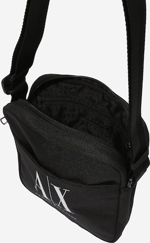ARMANI EXCHANGE Чанта за през рамо тип преметка в черно