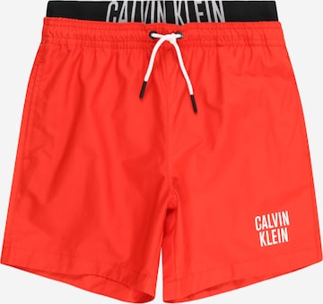 sarkans Calvin Klein Swimwear Peldšorti 'Intense Power': no priekšpuses