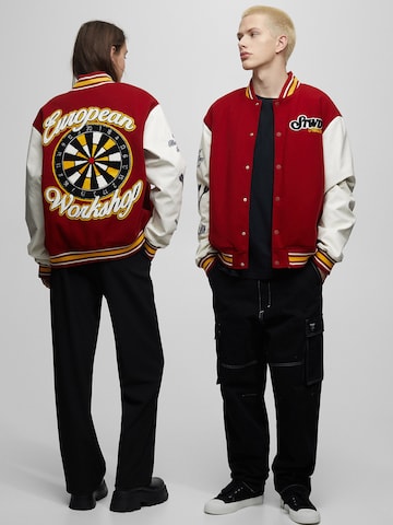 Pull&Bear Between-Season Jacket in Red: front