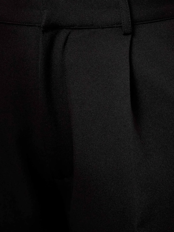 Loosefit Pantaloni con pieghe di Hiccup in nero