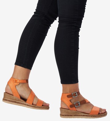 REMONTE Strap Sandals in Orange