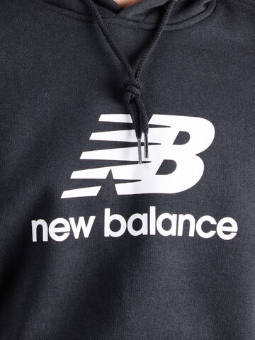 new balance Sweatshirt 'Essentials' in Schwarz