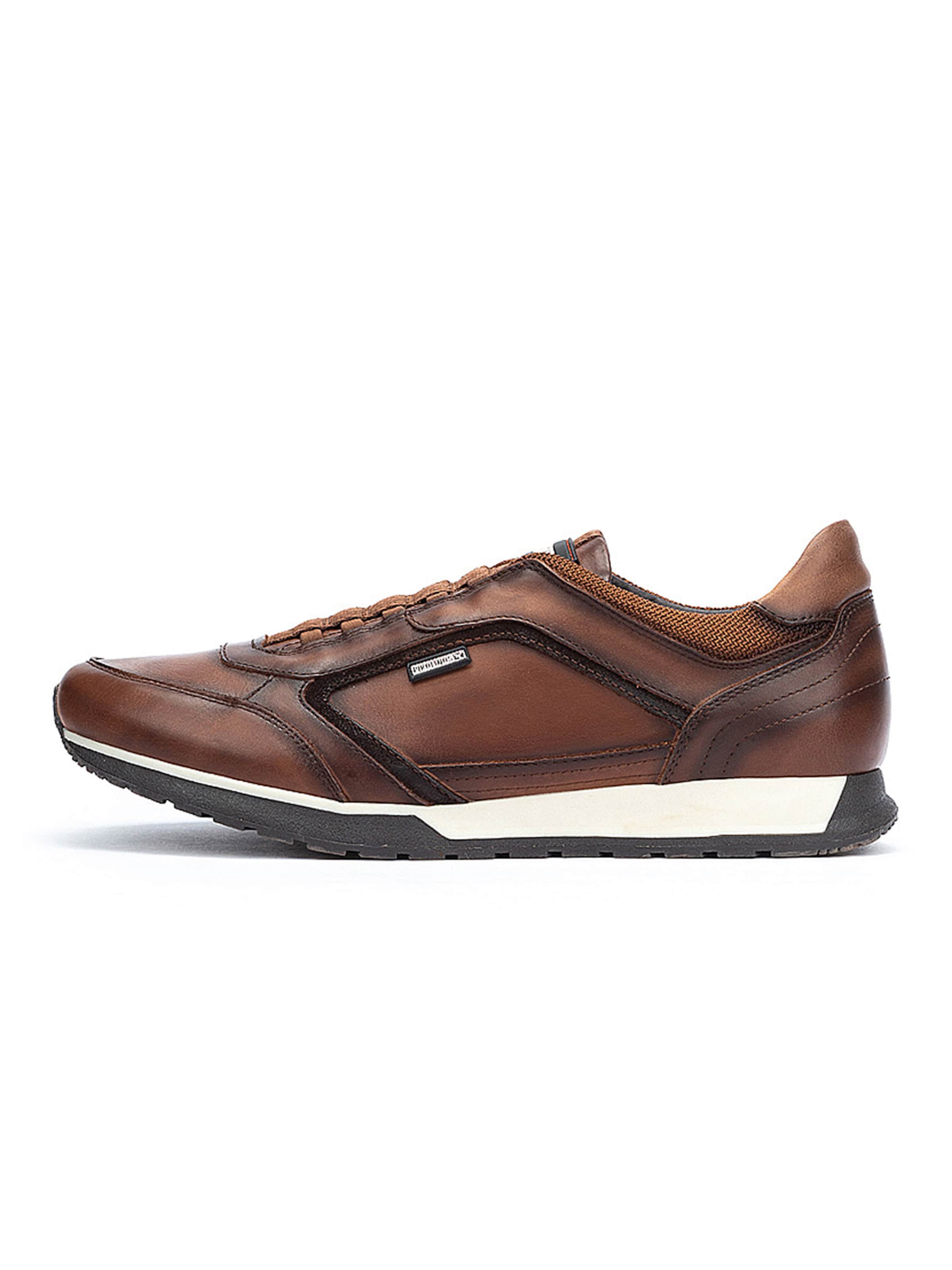 PIKOLINOS - Zapatillas deportivas bajas 'Cambil' en marrón: frente