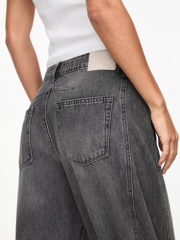 Pull&Bear Wide Leg Jeans in Grau