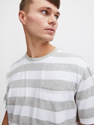 !Solid - Camiseta 'Iko' en gris