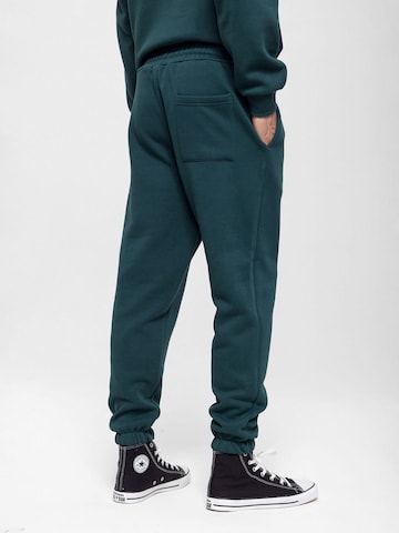 Antioch Tapered Trousers in Green