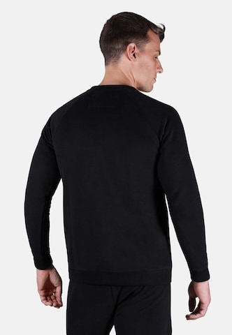 MOROTAI Sweatshirt i svart