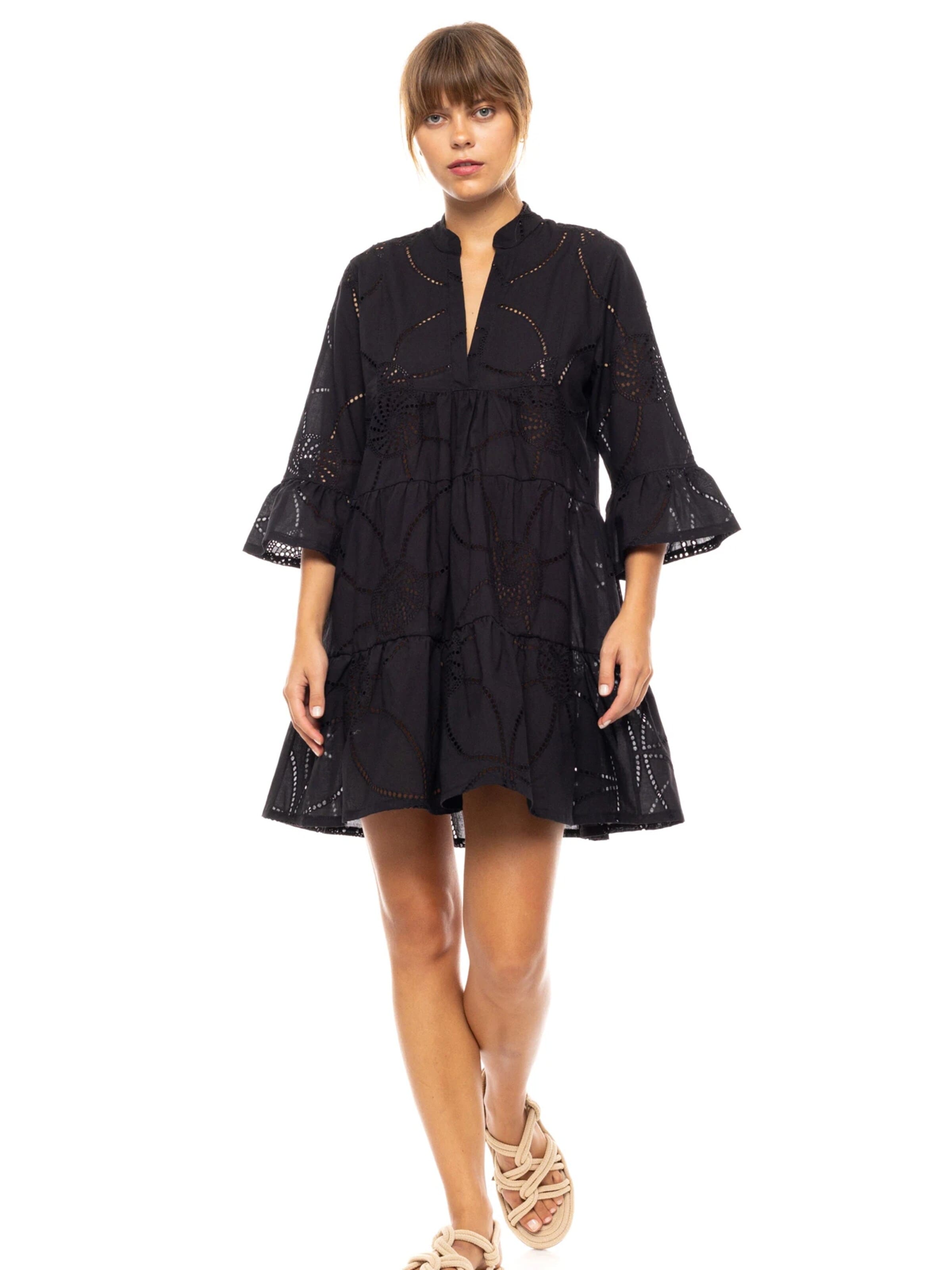 Pink Label - Vestido de verão 'BEACHWEAR MOON EMBRODERY' em preto: frente