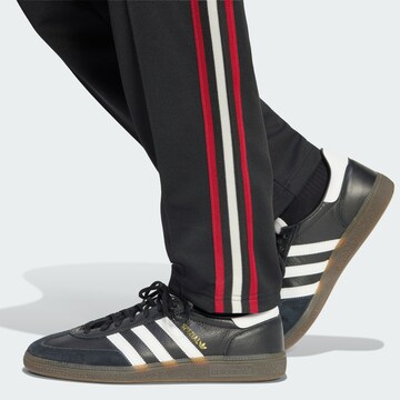 ADIDAS PERFORMANCE - regular Pantalón deportivo 'Manchester United' en negro