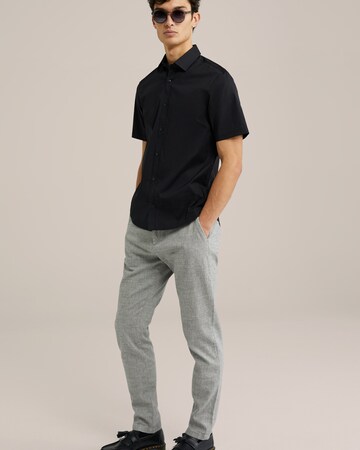 Coupe slim Chemise WE Fashion en noir