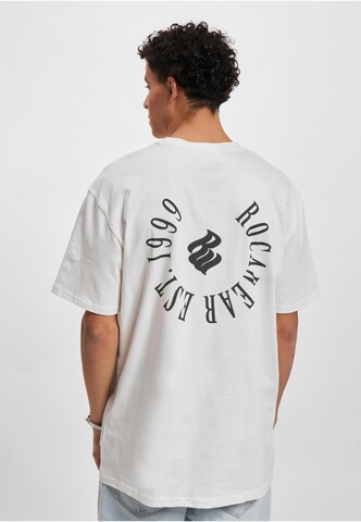T-Shirt 'Typo' ROCAWEAR en blanc : devant