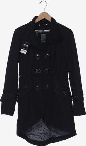 Dept. Jacket & Coat in M in Black: front