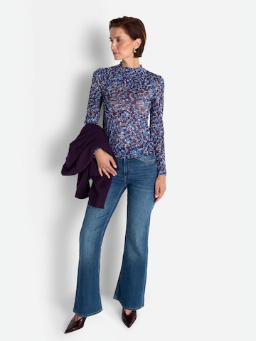 Rich & Royal Longsleeve in Blau: Vorderseite