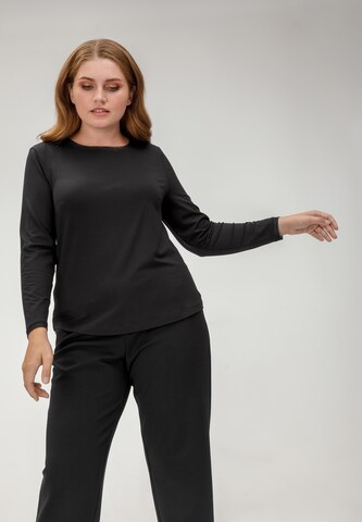 HELMIDGE Sweater in Black: front