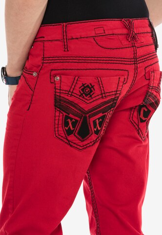 CIPO & BAXX Regular Jeans in Rot