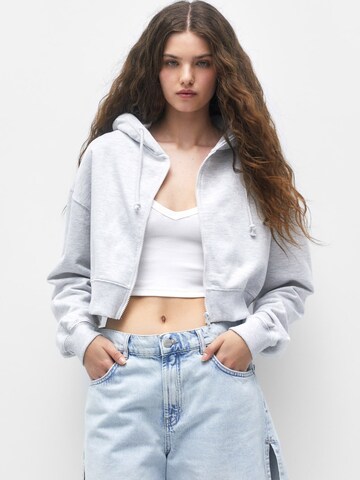 Pull&Bear Zip-Up Hoodie in Grey: front