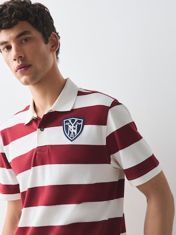 Next - Camiseta en rojo