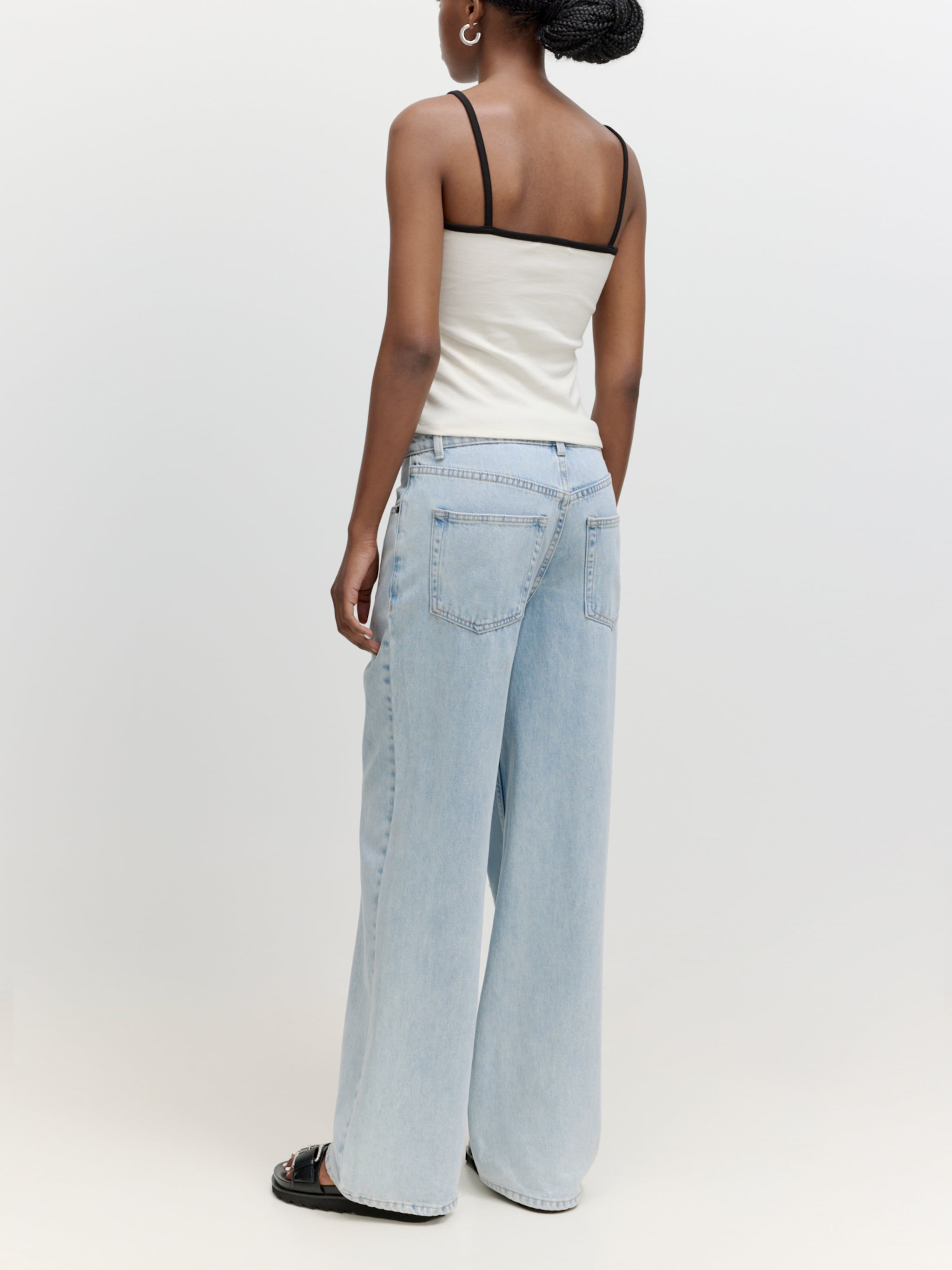 EDITED Produits Haut 'Kamilla' noir