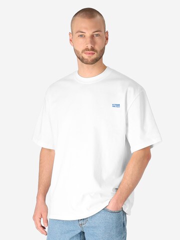 SPITZBUB Shirt 'Outdoor Pool Fries' in Weiß: Vorderseite