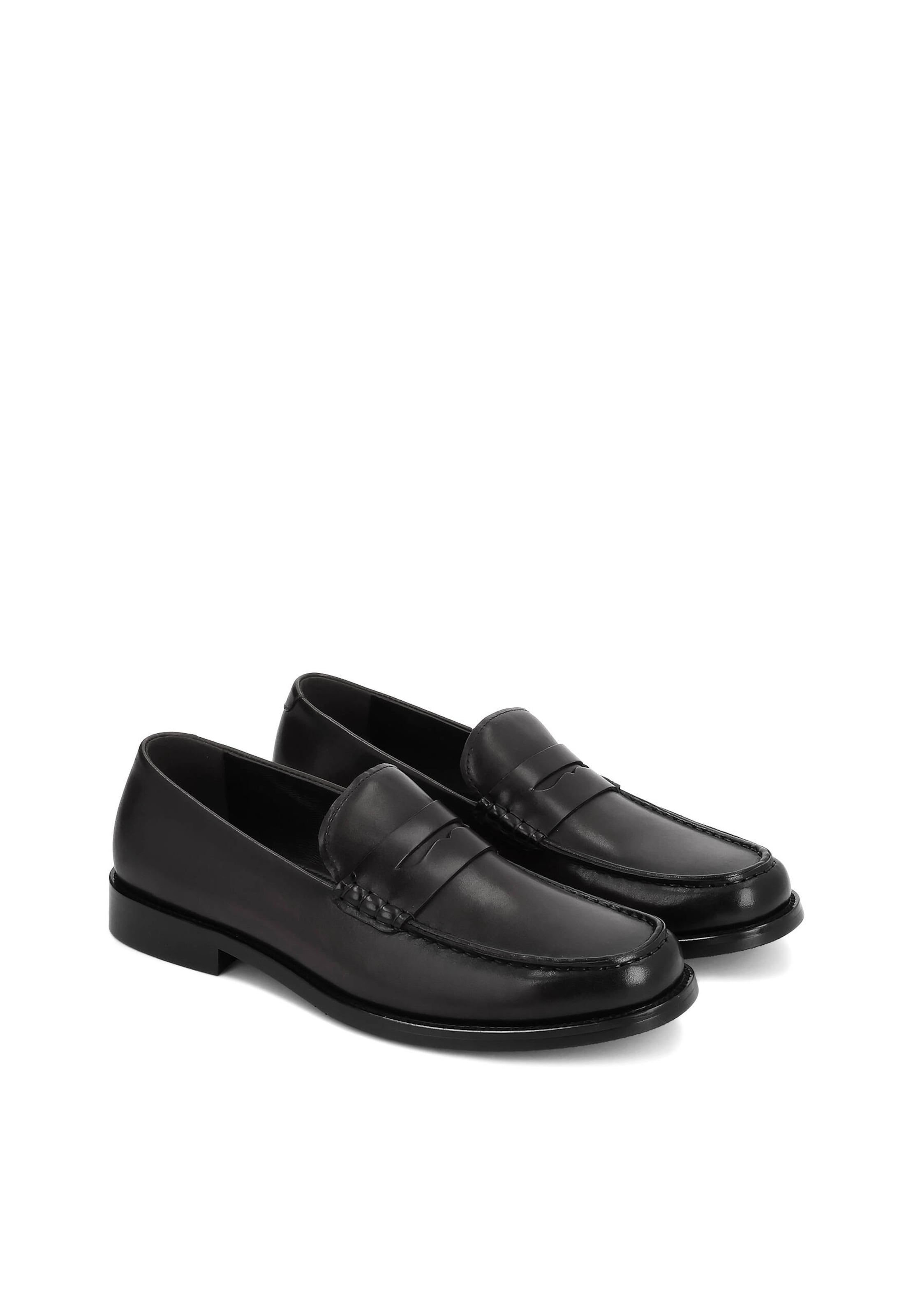 Chaussure basse Kazar en noir