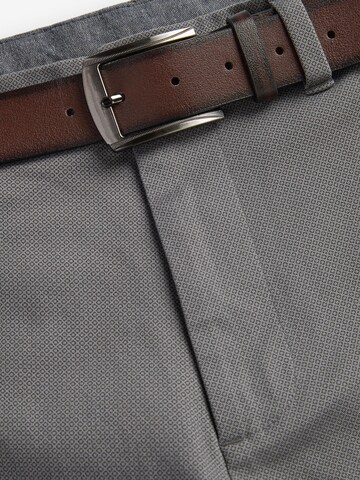 regular Pantaloni chino di Next in grigio