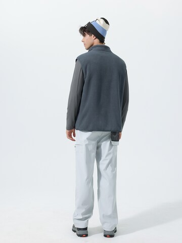 Youthup Vest in Grey