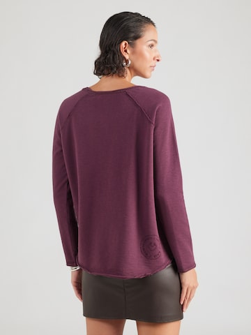 Tricou 'Cathrina' de la LIEBLINGSSTÜCK pe mov