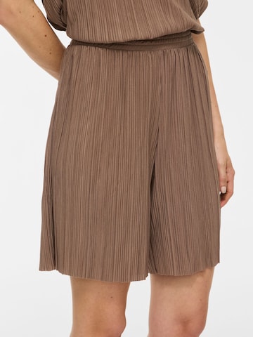 Regular Pantalon 'VIPlis' VILA en marron
