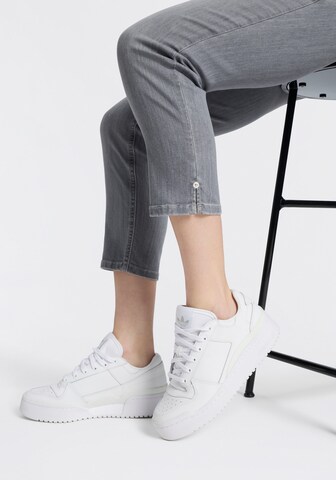 MAC Slim fit Jeans in Grey