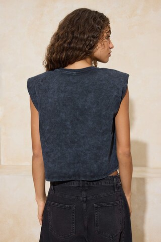 Trendyol - Camiseta en gris