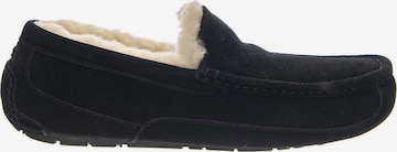 UGG Mokasíny 'Ascot Black Shoes' – černá: přední strana