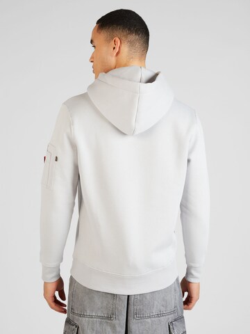 ALPHA INDUSTRIES Sweatshirt in Grau