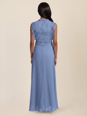 APART Kleid in Blau