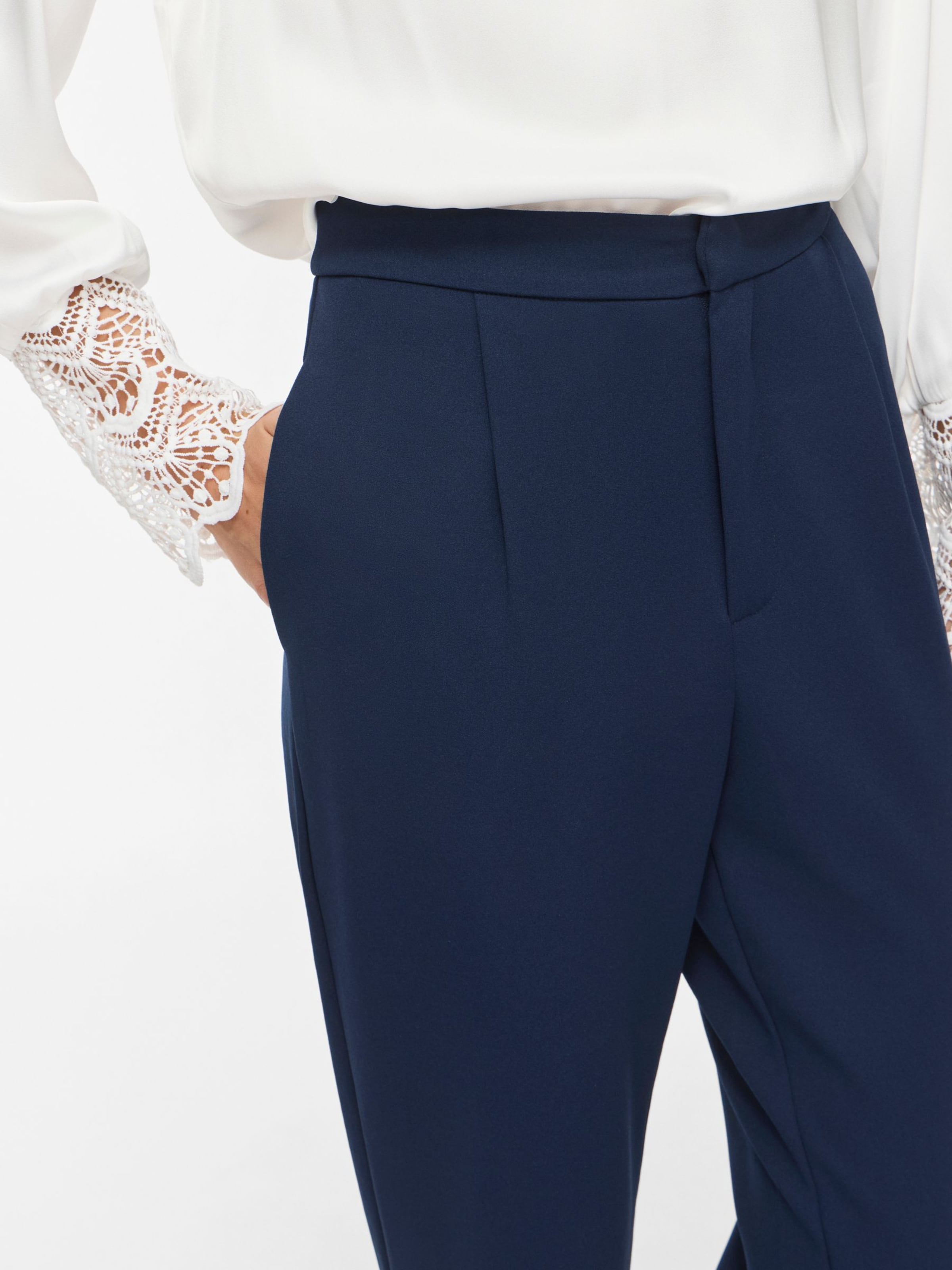 VILA Slimfit Broek 'VIClara' in Blauw