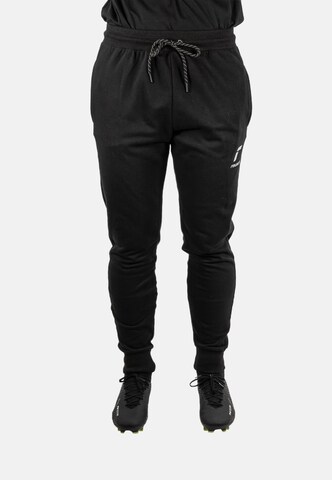 REUSCH Regular Workout Pants in Black: front