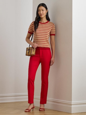 Coupe slim Pantalon chino 'LAKYTHIA' Lauren Ralph Lauren en rouge