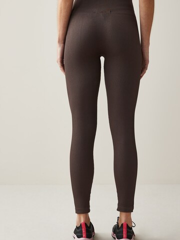 Skinny Leggings di Next in marrone