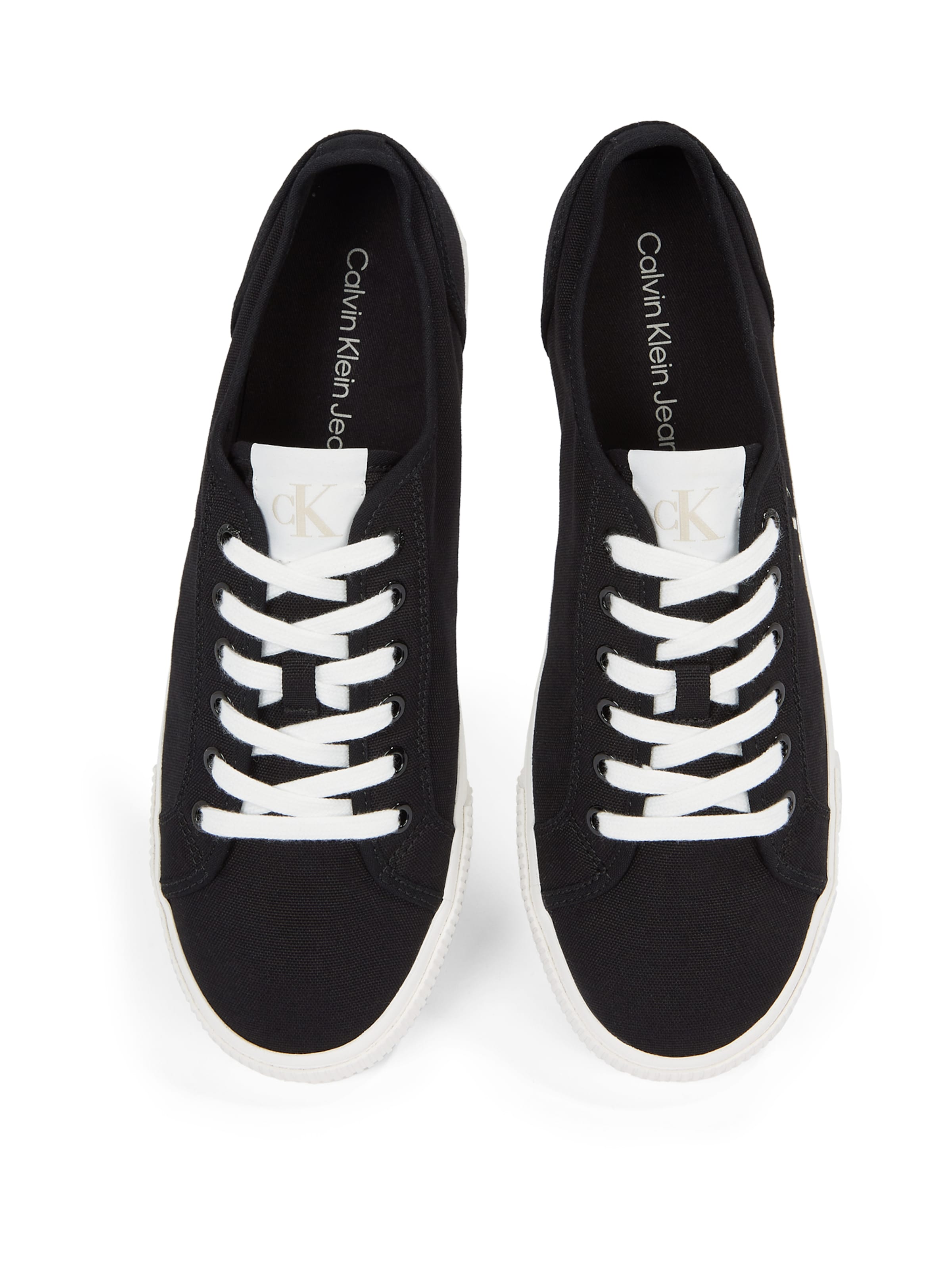 Calvin Klein Nizke superge 'ESS' | črna barva