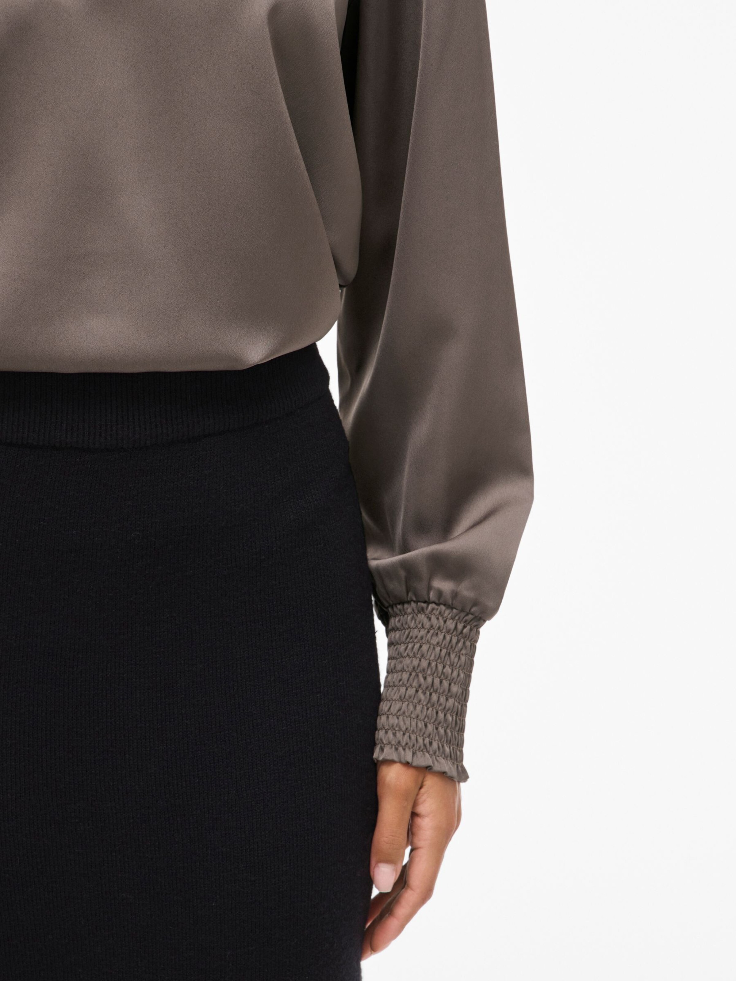 VILA Blouse 'Viellette' in Brown