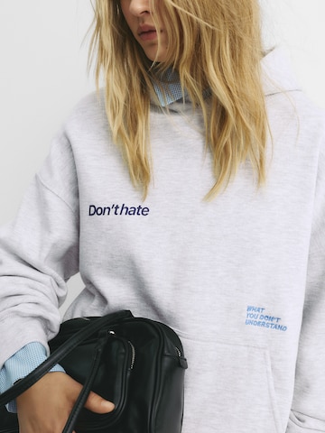 Pull&Bear Суичър 'PACIFIC DONT' в сиво